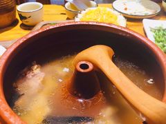 汽锅鸡-老滇山寨•云南特色菜•地方菜•民族风情歌舞表演(金碧店)