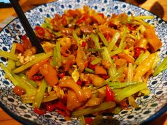 个性鸡杂-唐伯虎新派湘菜馆(石夏时代广场店)