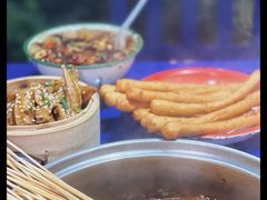 -马路边边串串香(苗栗路店)