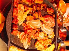 -阿亲家·韩式无限烤肉(花果园店)
