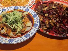 -柴窝堡22号辣子鸡·传承新疆菜