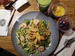 鲜虾牛油果沙拉-Moka Bros 摩卡站(嘉华店)