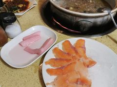 -东巴谷野生菌火锅餐厅