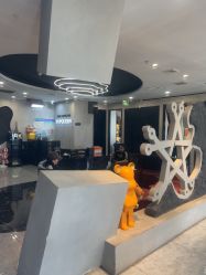 -TOP HAIR SALON