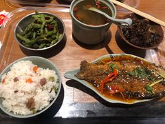 -老四川(T3航站楼F指廊店)