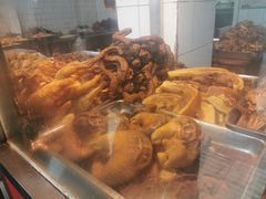 老店卤味展示-土门八珍烤鸡腊味店(土门老店)