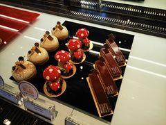 -Salon de The de Joel Robuchon(外滩18号店)
