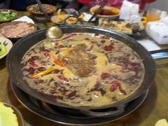 -黄潇洒老火锅(九眼桥宏济巷店)