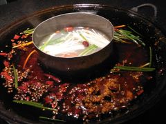 -渝涯重庆豆花老火锅(中赢国际店)