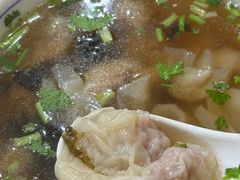-老谢野馄饨(延安路店)