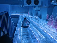 -西安银基冰雪世界