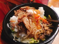 牛肉石锅拌饭-包装马车·韩国料理·포장마차