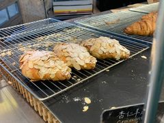 -麦田工坊(月湖店)