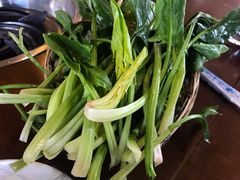 菠菜-岳记兴隆·青城腊排铜火锅(融创店)