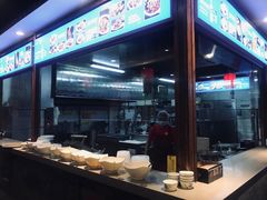 -亿诣蝎府炸酱面羊蝎子火锅(酷车小镇店)