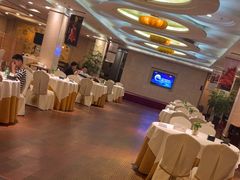 -顺峰海鲜酒楼(省府店)