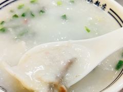鲜味鱼片粥-银记肠粉店(市二宫店)