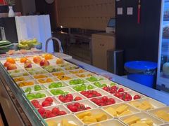 -涨巢·潮玩水疗局