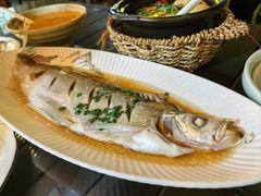 -七的湖·晚芳亭·阳澄湖农家菜·大闸蟹(莲花岛店)