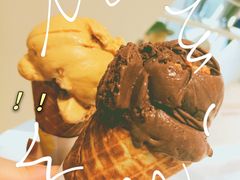黑巧克力冰淇淋-LUNEURS月乐诗 冰淇淋咖啡(环贸店)