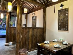 -聚汇三少·龙虾·中餐厅(莫邪路新天地店)