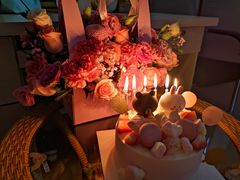 -半勺舒舒生日蛋糕店