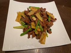 姜葱炒牛肉-北海银滩皇冠假日酒店-德丰楼中餐厅