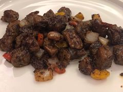 洋葱黑椒牛肉粒-禾珍珠家常小馆(河南博物院店)