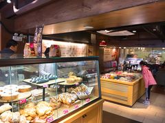 面包甜点陈列柜-味多美蛋糕(双安店)