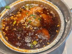 秘制脑花-巴厘龙虾·榜首油焖大虾(音乐学院·沿江酒馆店)