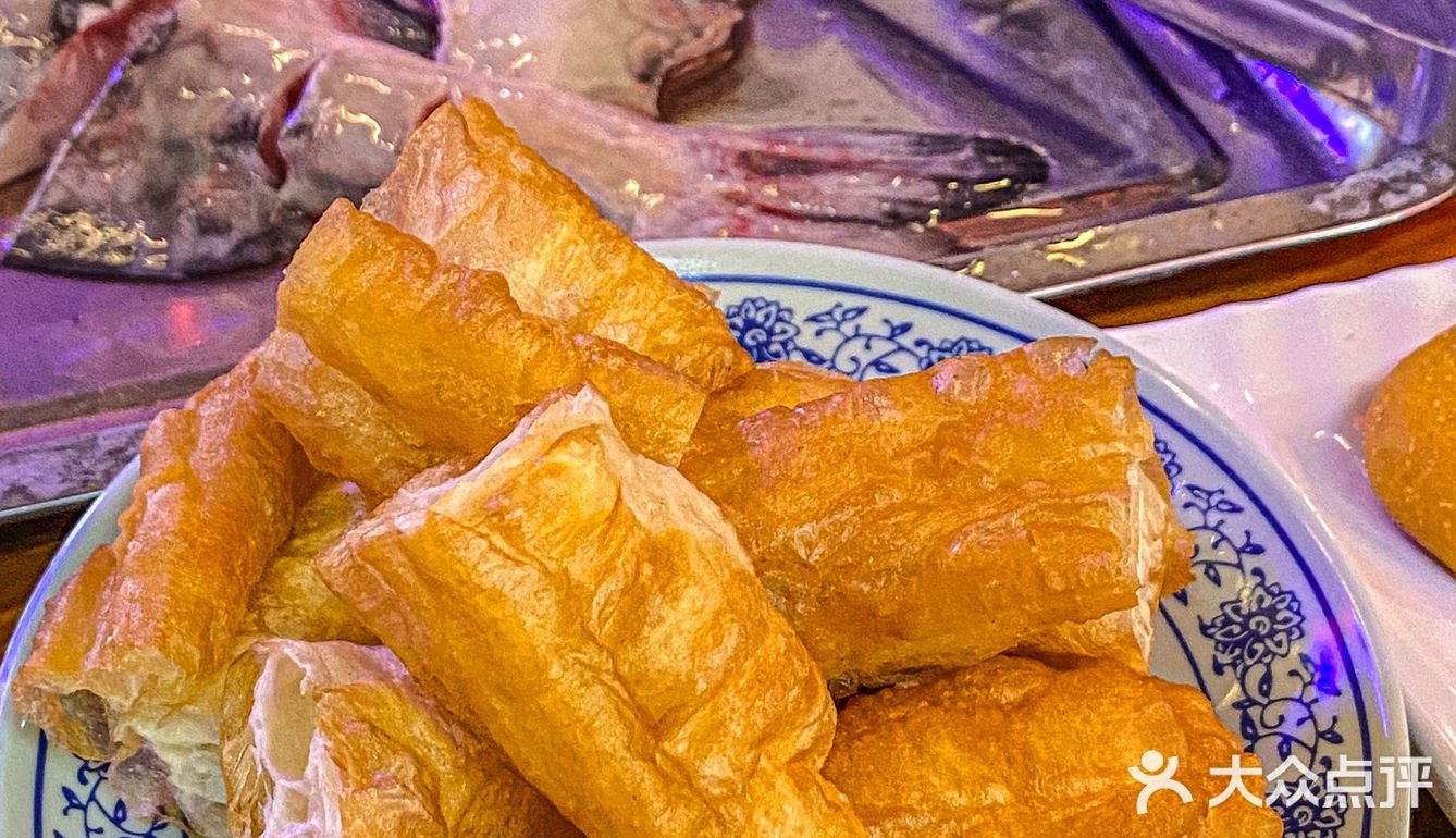 好过瘾的钳鱼火锅🤤…土灶真是太香啦