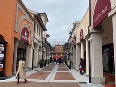 -佛罗伦萨小镇广佛名品奥特莱斯(疏港路店)