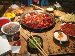 -陈陈火锅(较场口店)