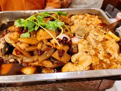 -沈姐万州烤鱼(沙坪坝七中店)