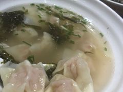 小鲜肉馄饨-老半斋(福州路店)