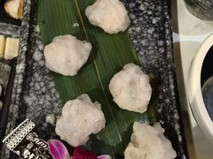 蛋黄虾滑-哥老官重庆美蛙鱼头(松江地中海十八哥店)