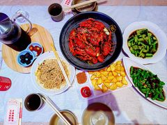 -肥肥虾庄·金牌油焖大虾(首义路店)