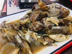 海鲜拼盘-虾弄弄海派小龙虾·牛羊蝎子火锅