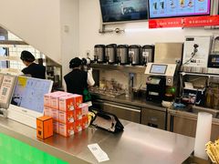 -沪上阿姨·臻选茶饮(上海环球港店)