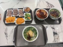 小菜-伊穆祥牛肉面总店·清真