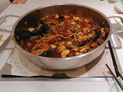 -黄记煌三汁焖锅(新佳丽江汉路店)