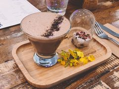 -FLOVIE FLORIST CAFE