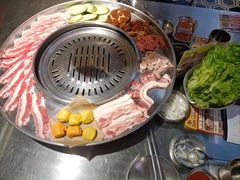 -哈哈碳都·牛肋条无限自助烤肉(宝龙店)