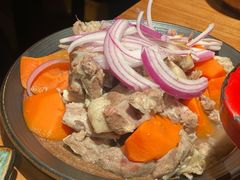 手抓羊肉-阿里家·新疆烤肉酒場 by MIG