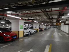 -中山公园-龙之梦停车场