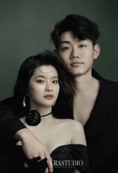 -至臻微拉婚纱摄影