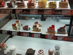 -巴黎贝甜(宜山路店)