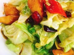 包包菜炒馕丁-帕米尔食府(白云观店)