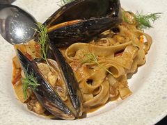 -LESCEDARS Brasserie Bistro香柏树