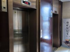 -大连长城大饭店(西安路地铁站店)